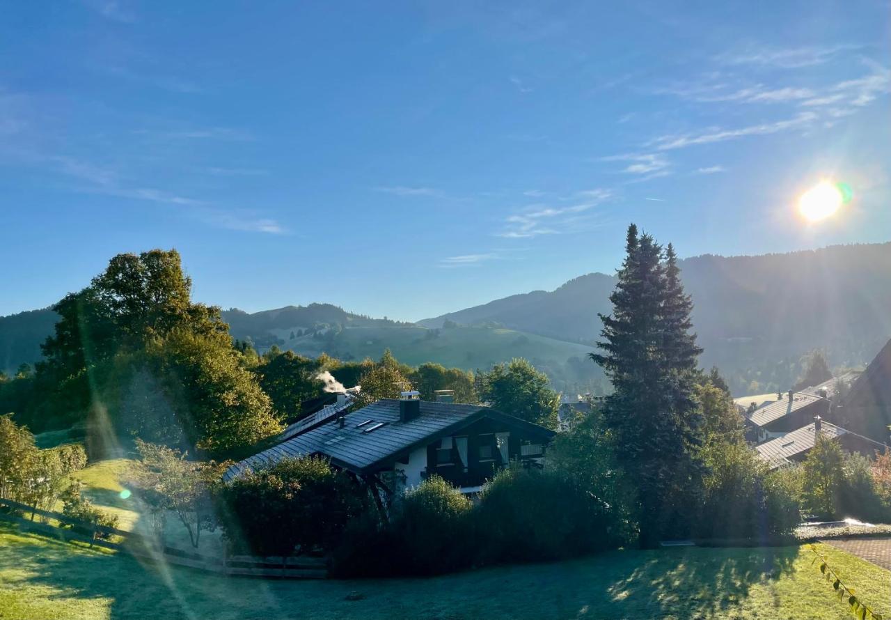 Wunderschoene Wohnung Mit Balkon Und Blick Auf Die Alpen Оберштауфен Экстерьер фото